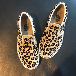 Girls Leopard Vans! Size 3.